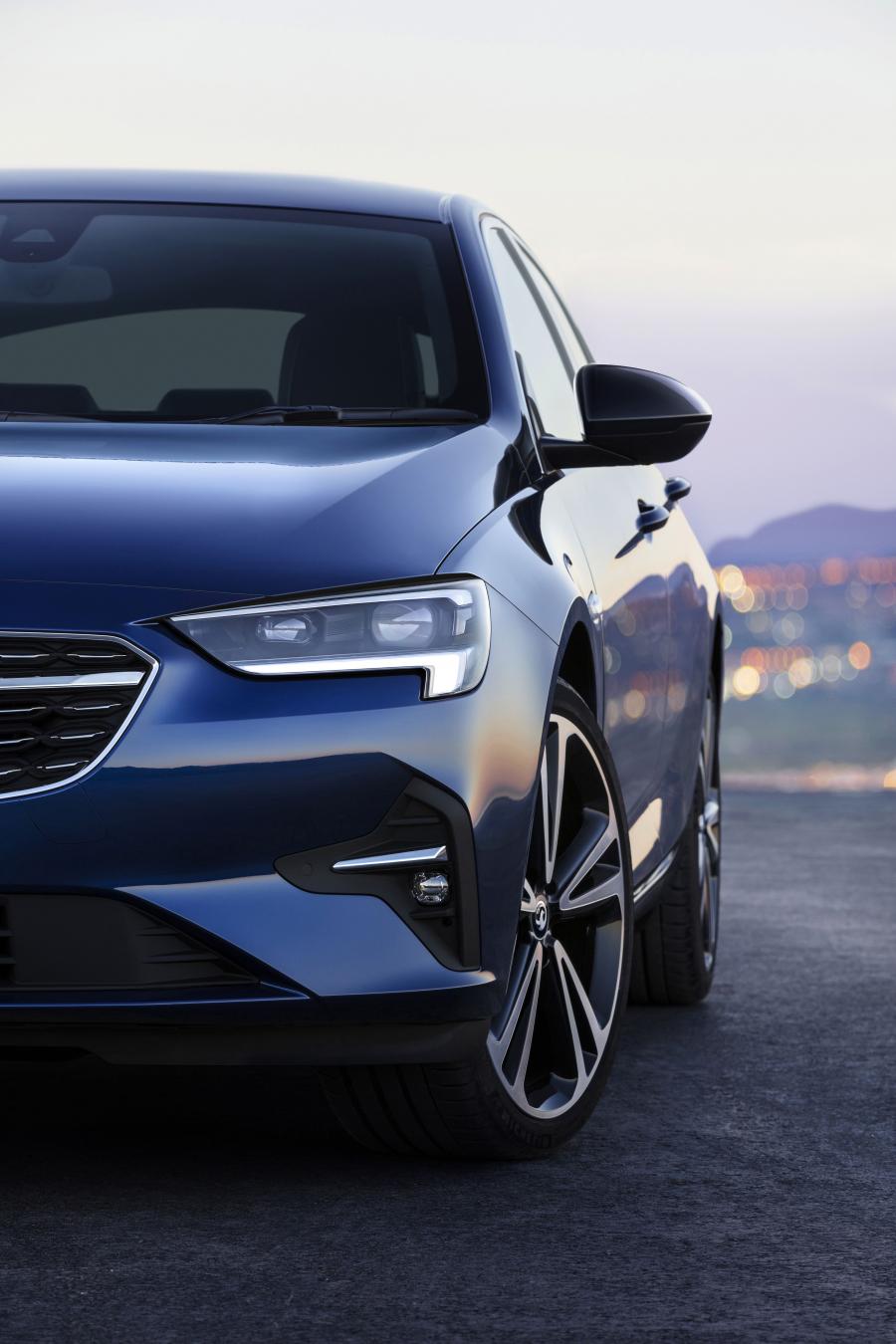 Детали экстерьера Vauxhall Insignia Grand Sport 2020 года  (фото 8 из 8)